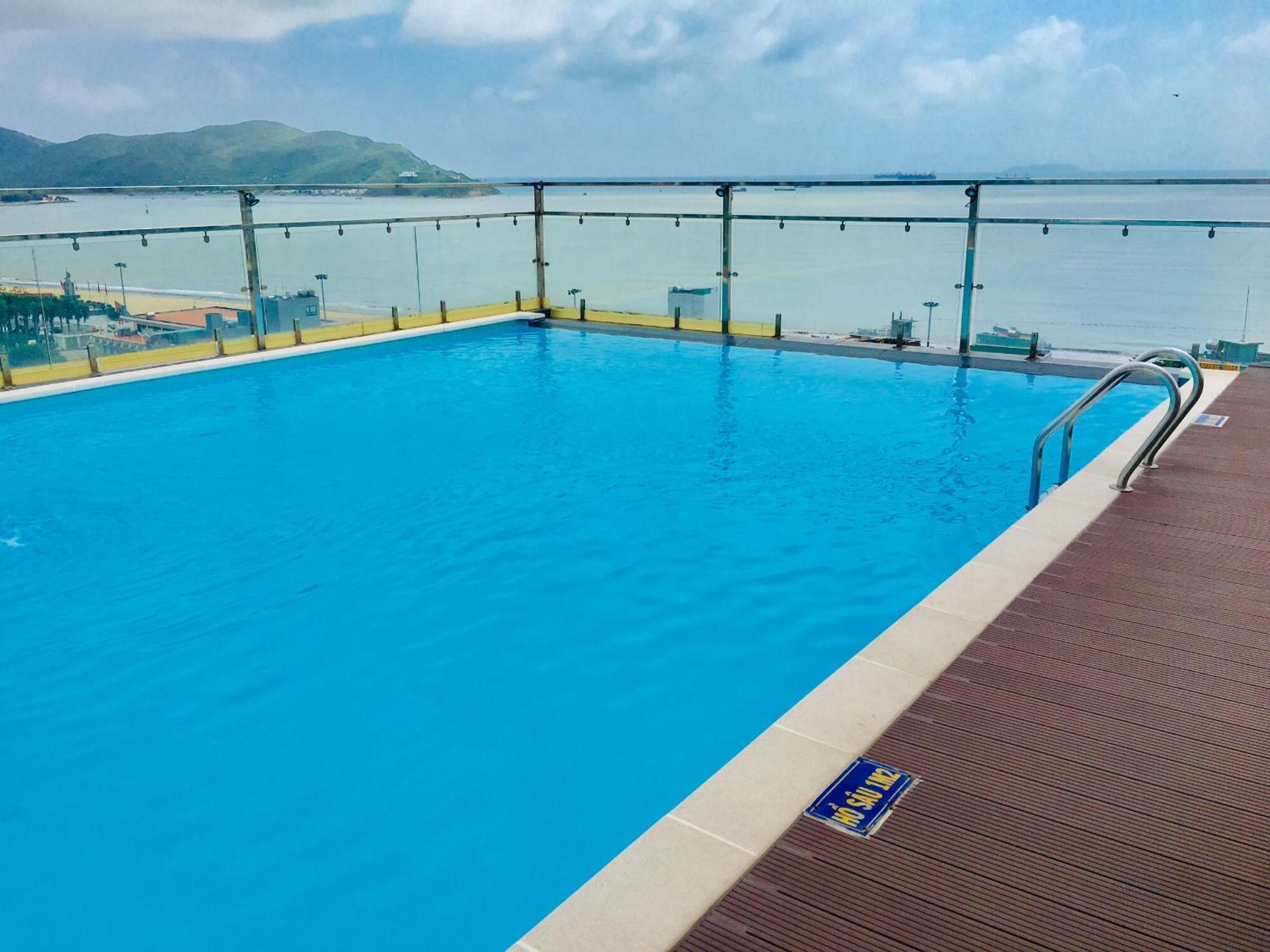 Rustic Hotel Quy Nhon Powered By Aston Extérieur photo